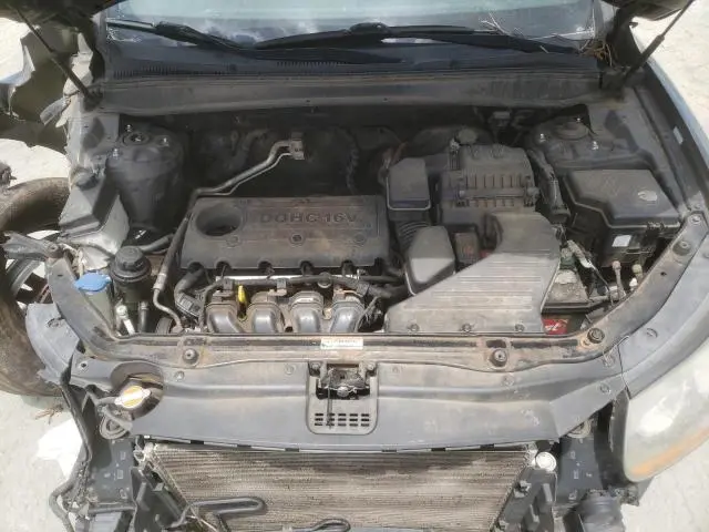 2011 HYUNDAI SANTA FE GLS  