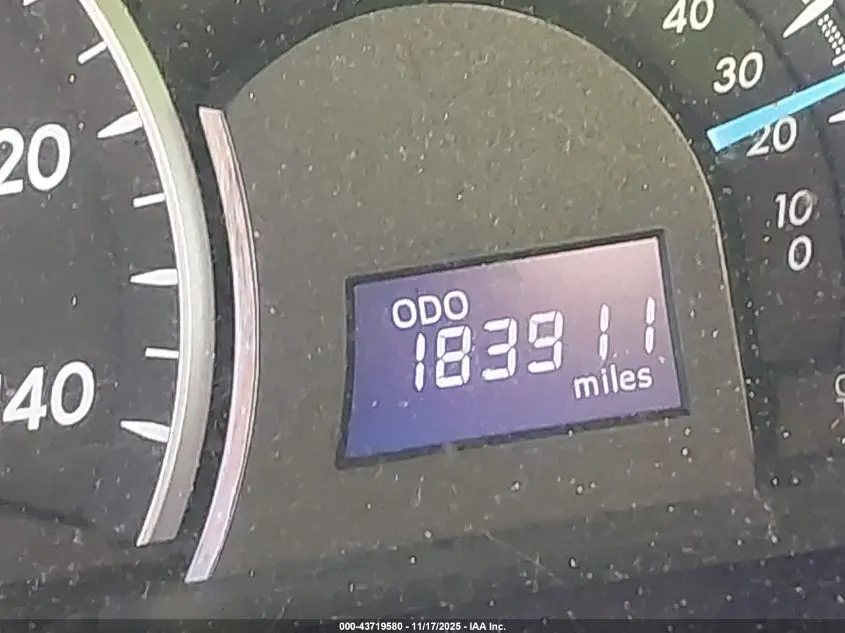 2014 TOYOTA CAMRY LE