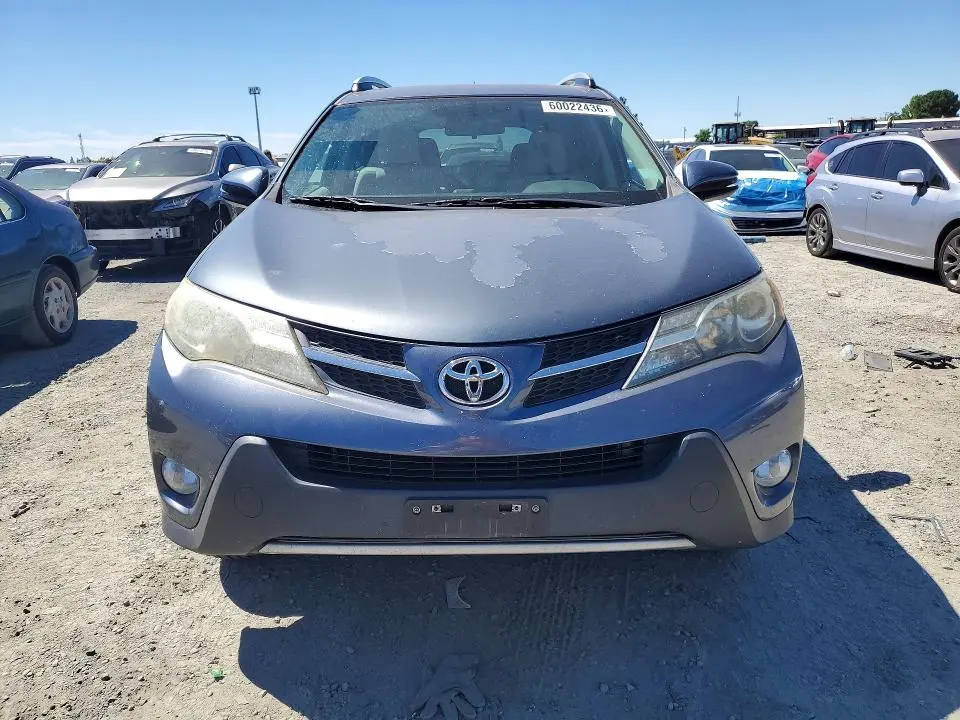2013 TOYOTA RAV4 XLE  