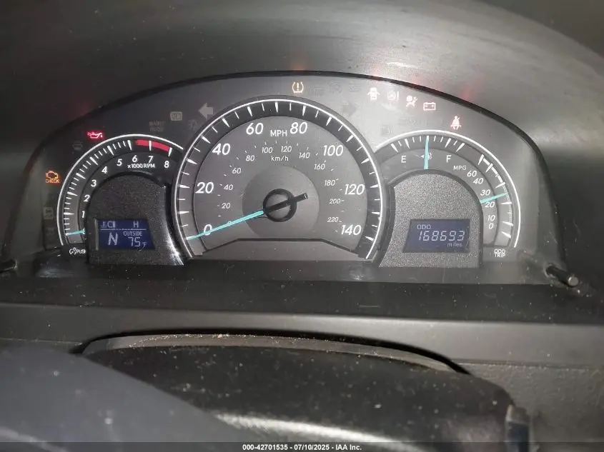 2012 TOYOTA CAMRY LE