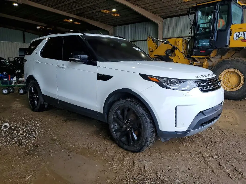 2017 LAND ROVER DISCOVERY SE  