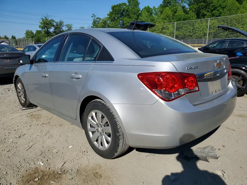 2011 CHEVROLET CRUZE LS  