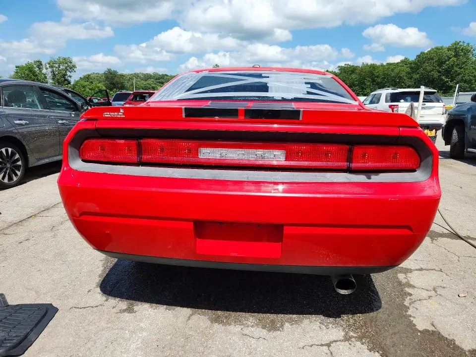 2010 DODGE CHALLENGER SE  