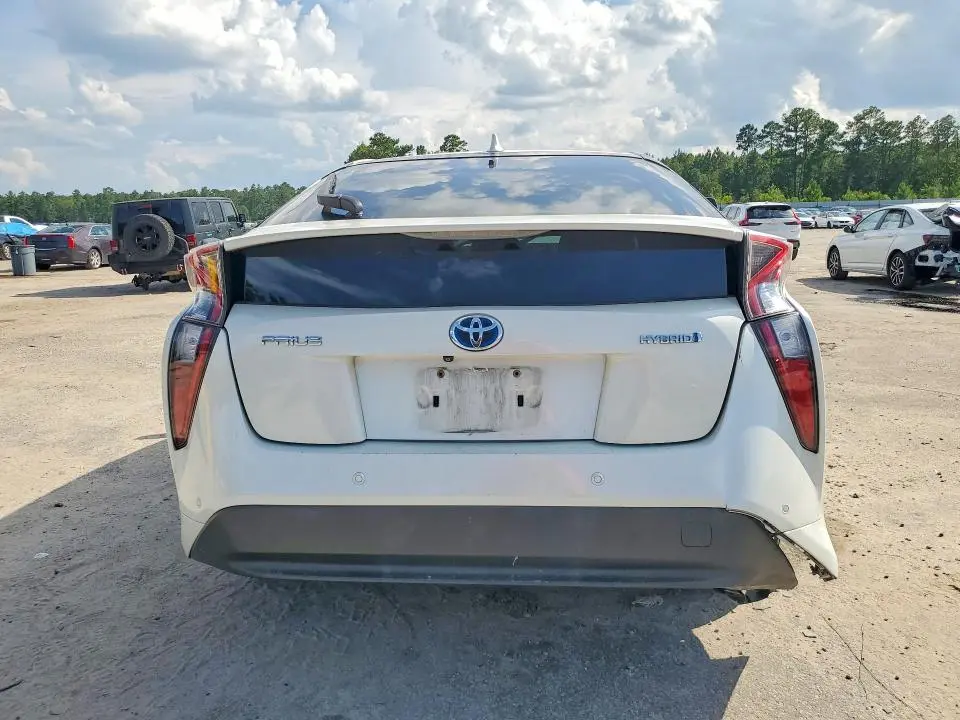 2017 TOYOTA PRIUS TWO  