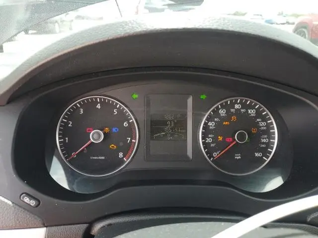 2013 VOLKSWAGEN JETTA SE  