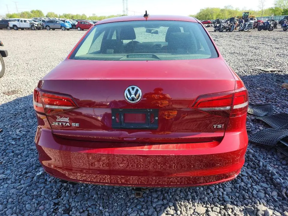 2016 VOLKSWAGEN JETTA SE  