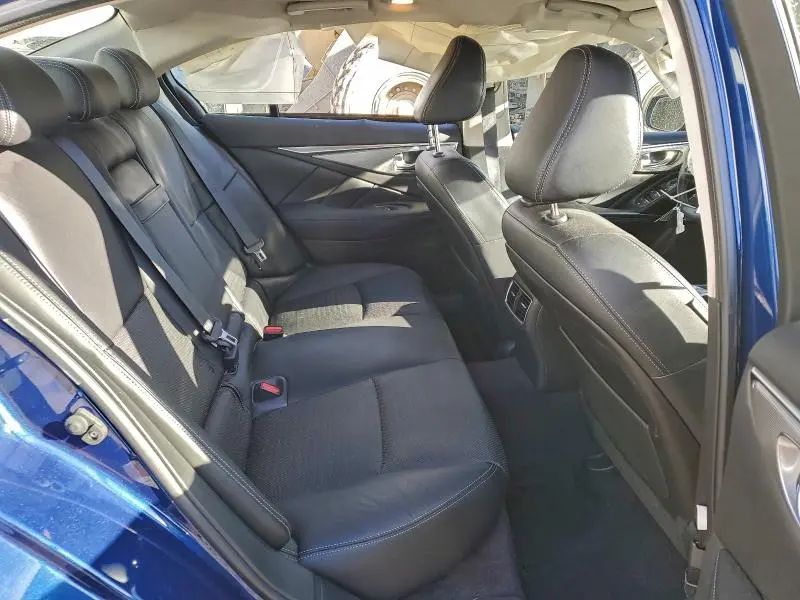 2019 INFINITI Q50 LUXE  