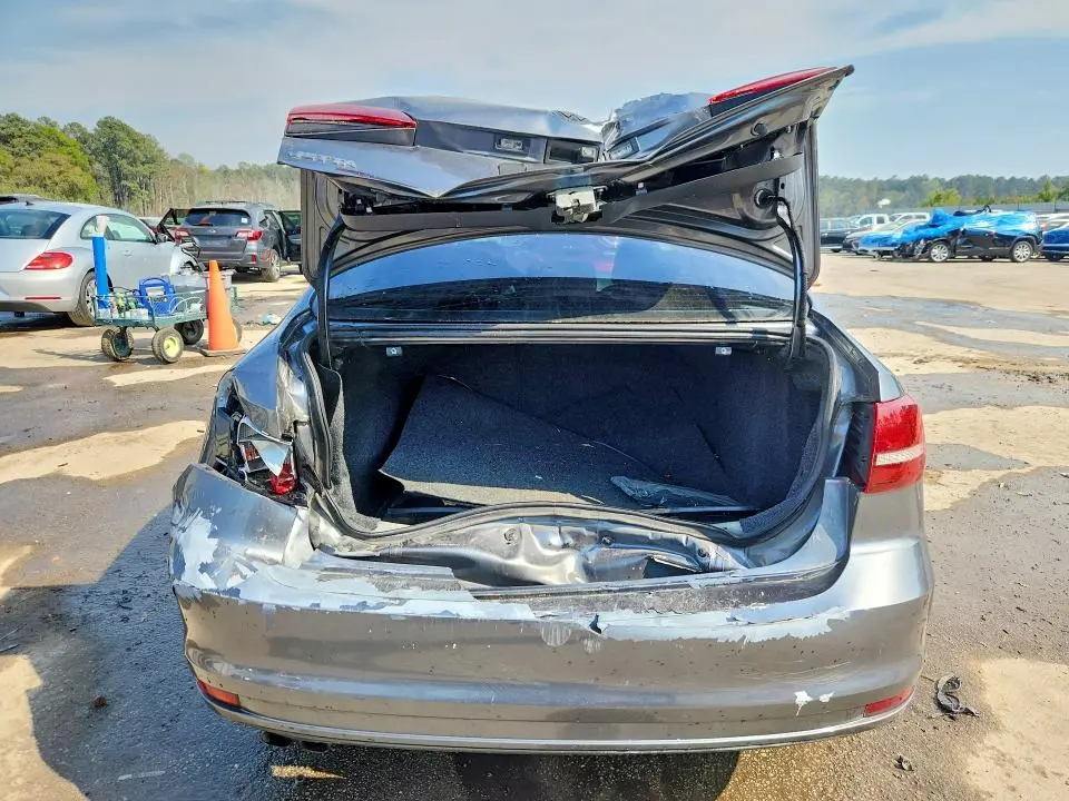 2018 VOLKSWAGEN JETTA S  