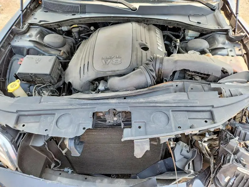 2014 CHRYSLER 300C VARVATOS  