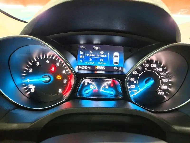 2017 FORD ESCAPE SE  