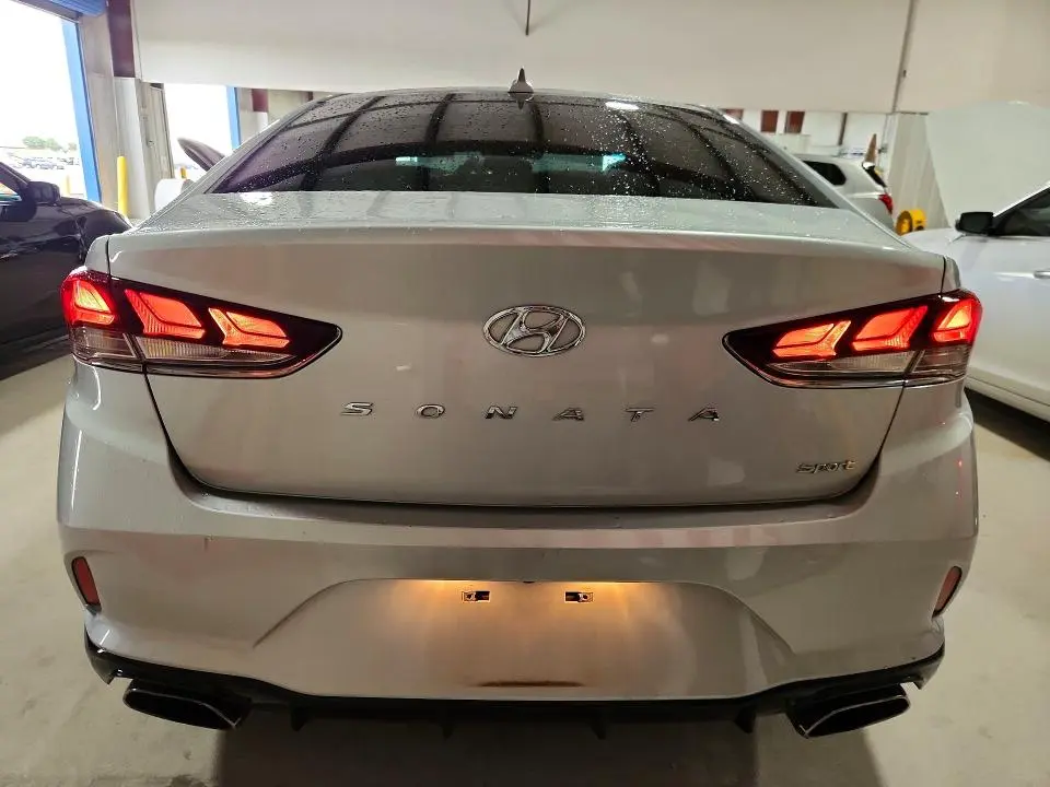2018 HYUNDAI SONATA SPORT  