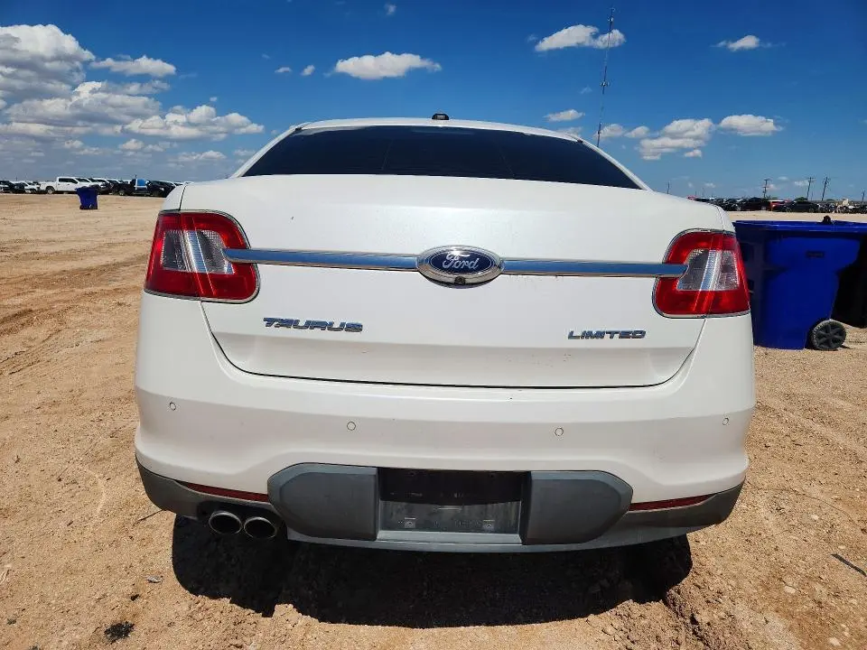 2011 FORD TAURUS LIMITED  