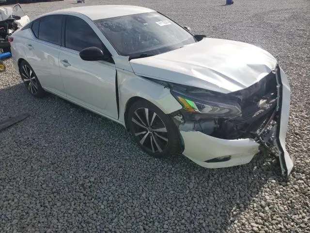 2020 NISSAN ALTIMA SR  