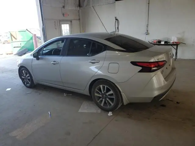 2022 NISSAN VERSA SV  