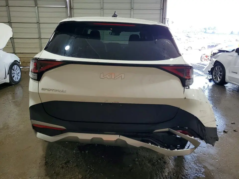 2024 KIA SPORTAGE LX  