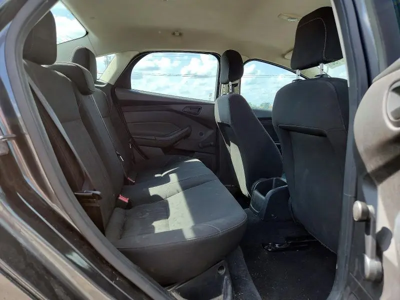 2016 FORD FOCUS S  