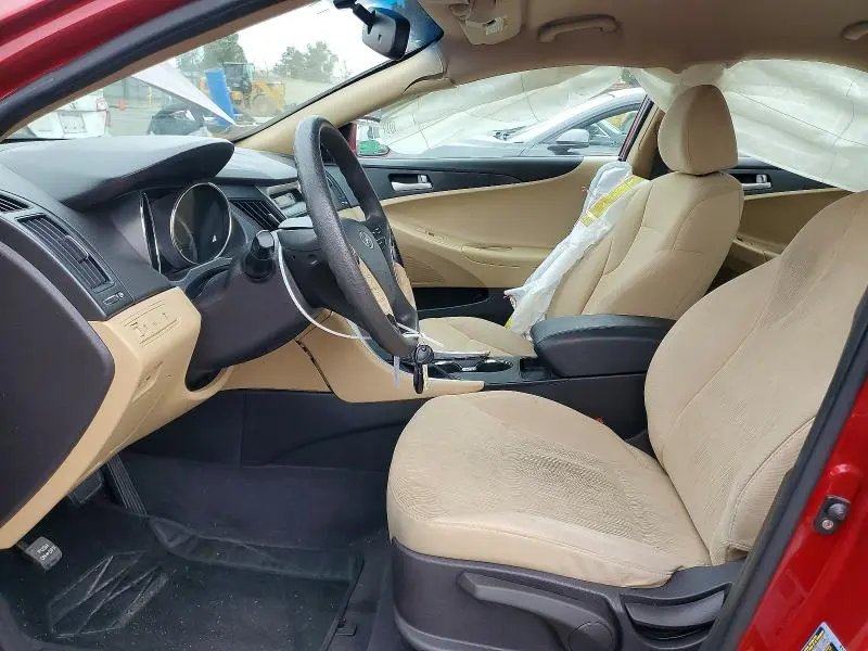 2011 HYUNDAI SONATA GLS  