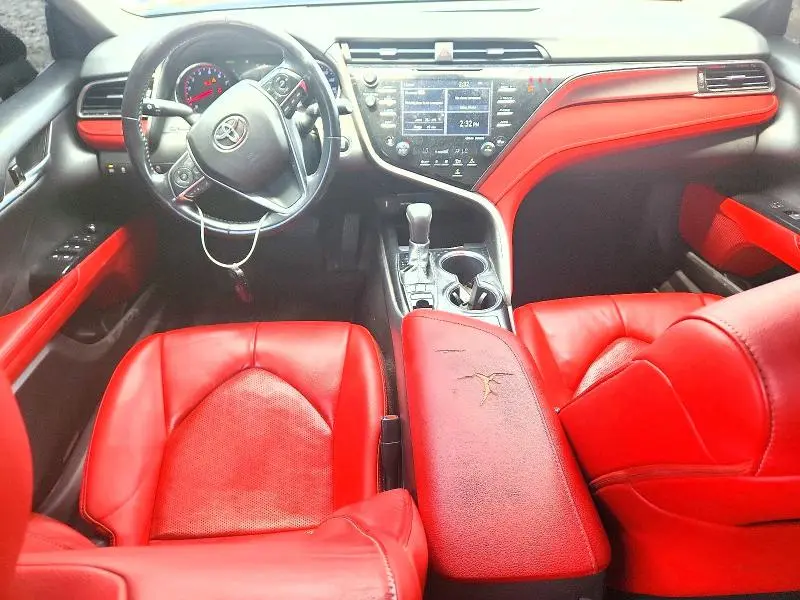 2019 TOYOTA CAMRY XSE  