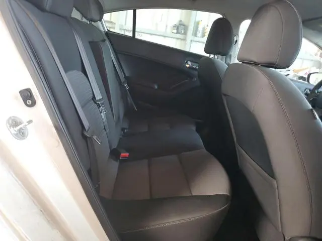 2014 KIA FORTE LX  