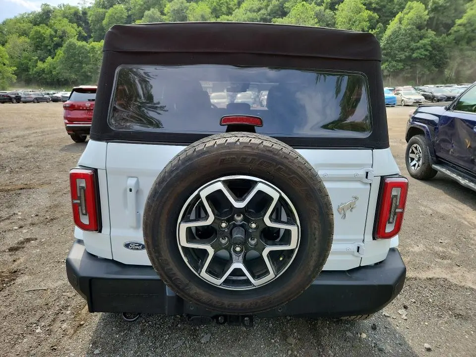 2025 FORD BRONCO OUTER BANKS  