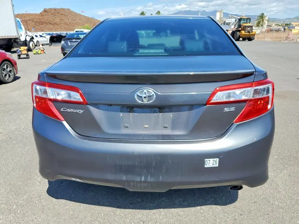 2014 TOYOTA CAMRY L  