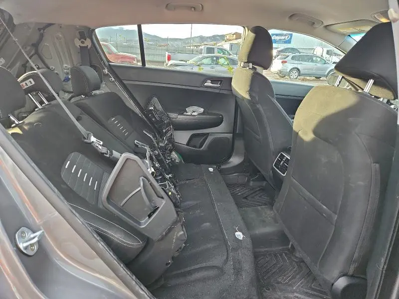 2018 KIA SPORTAGE LX  