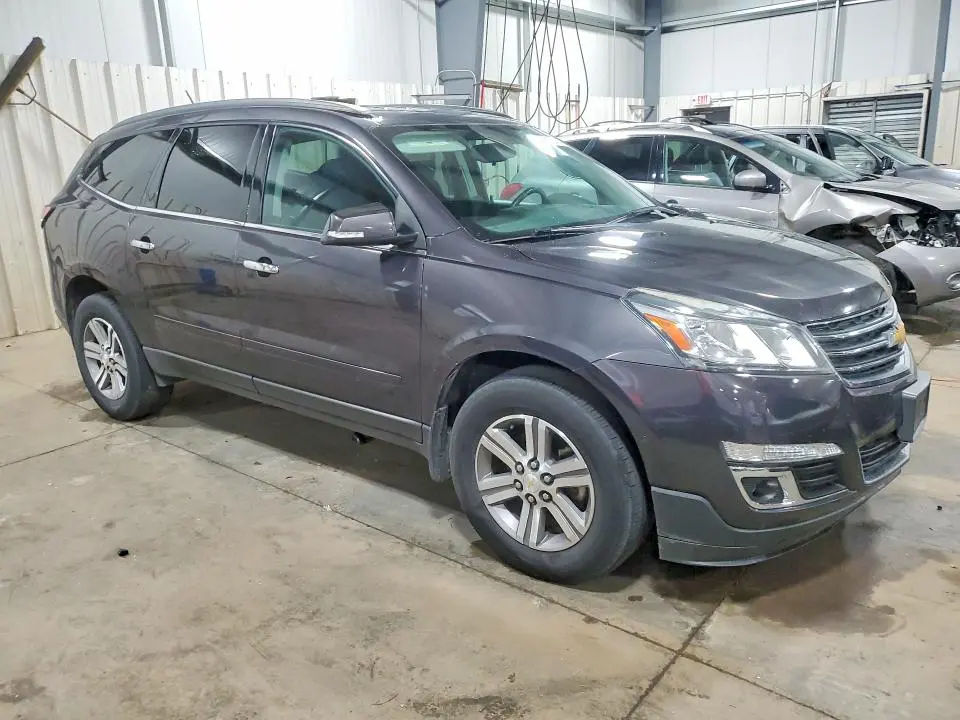 2015 CHEVROLET TRAVERSE LT  