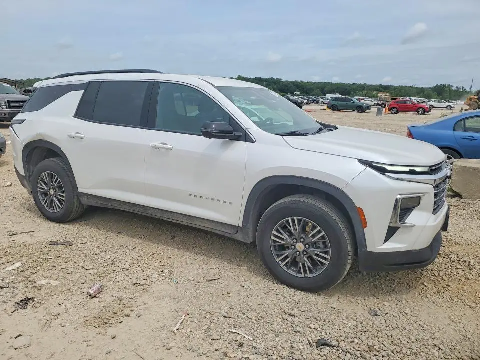 2025 CHEVROLET TRAVERSE LT  