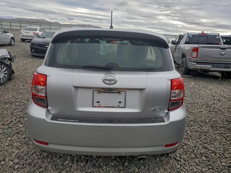 2013 TOYOTA SCION XD   