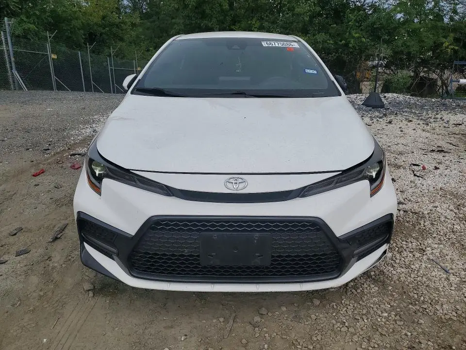 2022 TOYOTA COROLLA SE  