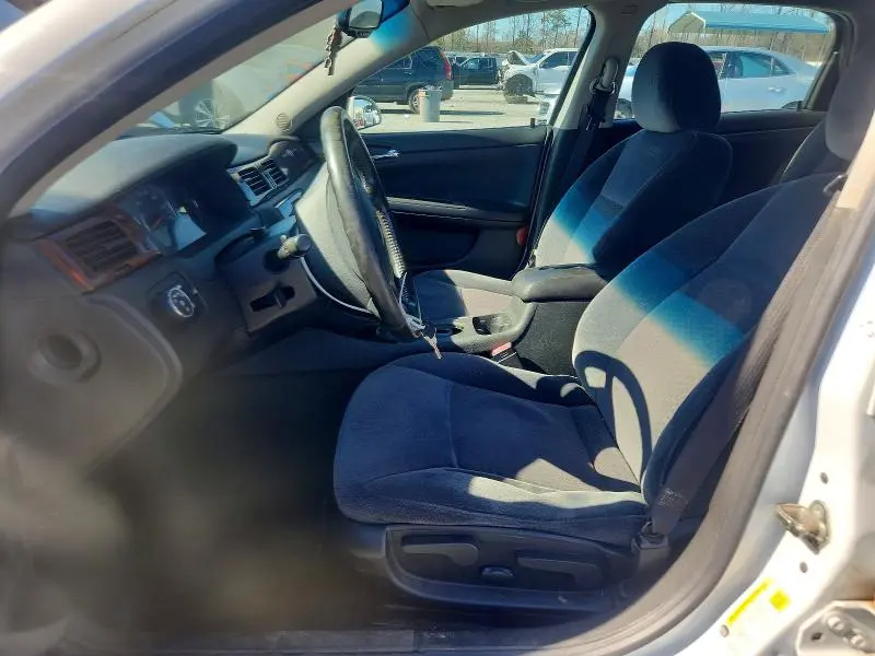 2010 CHEVROLET IMPALA LT  