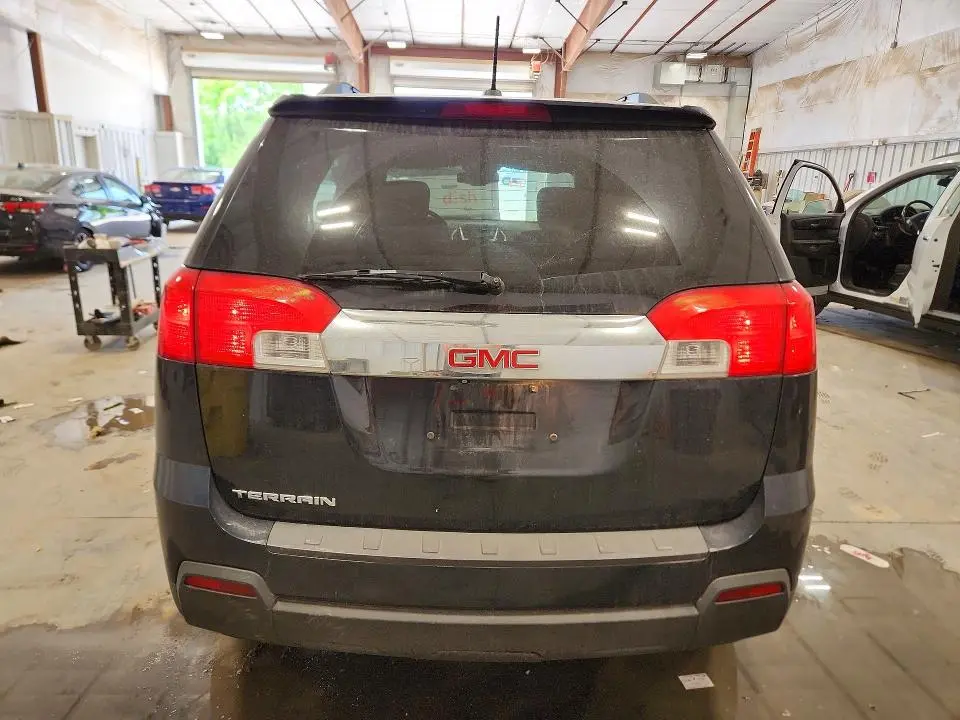 2015 GMC TERRAIN SLE  