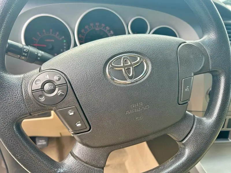 2011 TOYOTA TUNDRA GRADE  