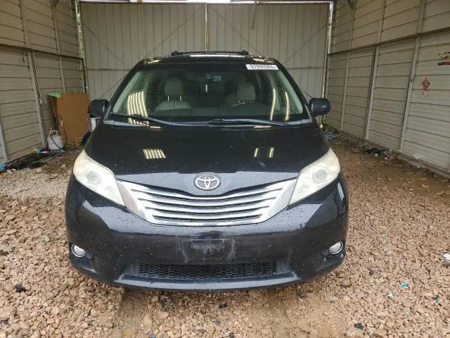 2011 TOYOTA SIENNA XLE  