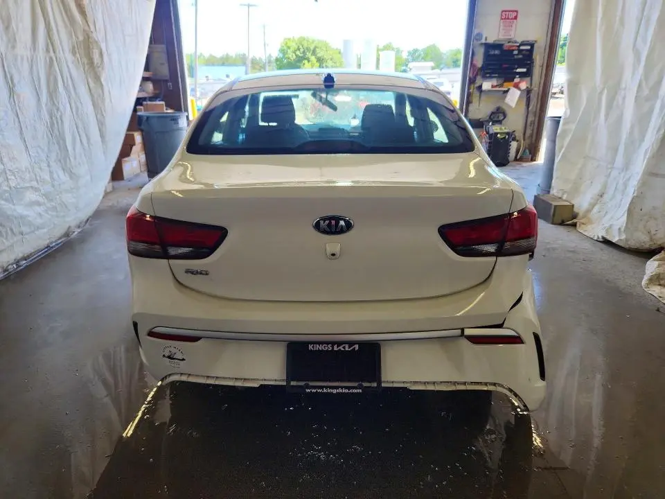 2021 KIA RIO LX  