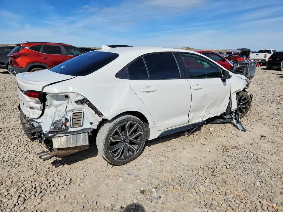 2021 TOYOTA COROLLA SE  