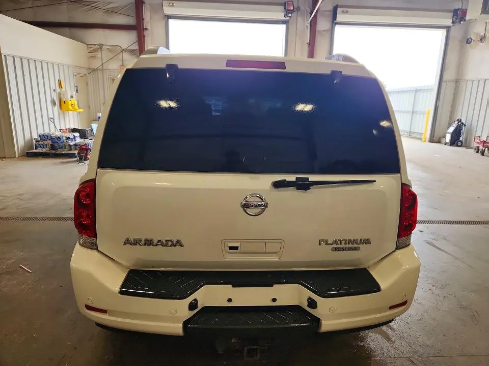 2014 NISSAN ARMADA SV  