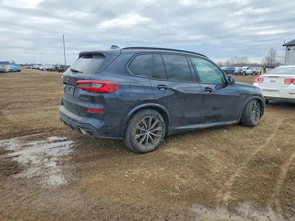 2023 BMW X5   