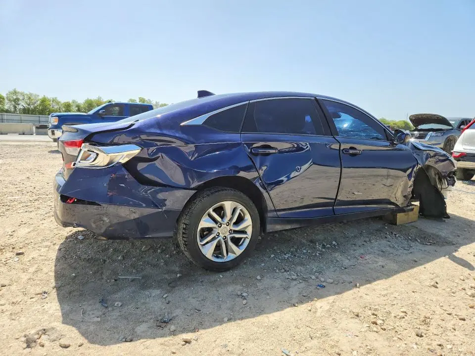 2018 HONDA ACCORD LX  
