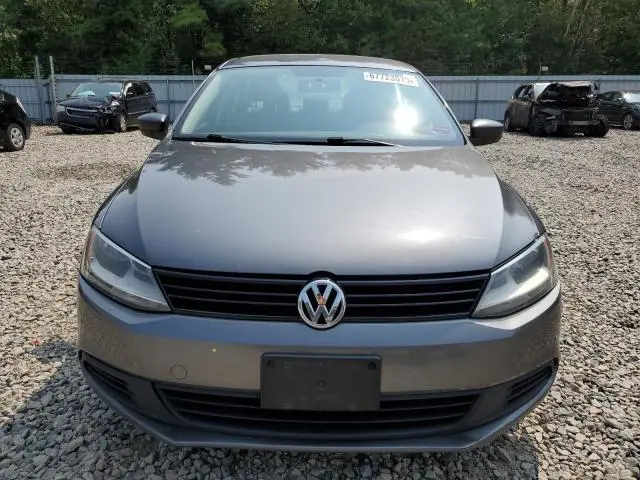 2011 VOLKSWAGEN JETTA BASE  