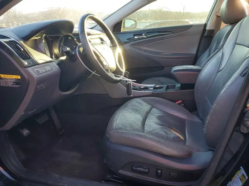 2013 HYUNDAI SONATA SE  