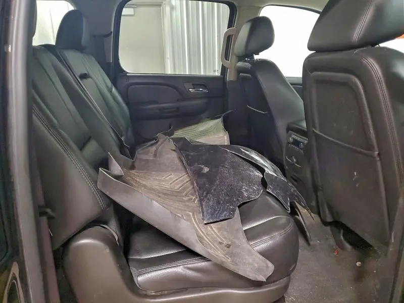 2013 CHEVROLET SUBURBAN K1500 LT  