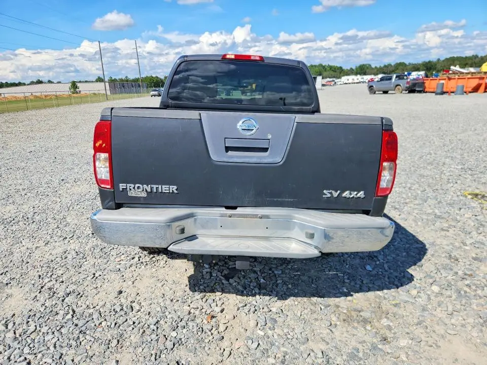 2012 NISSAN FRONTIER S  