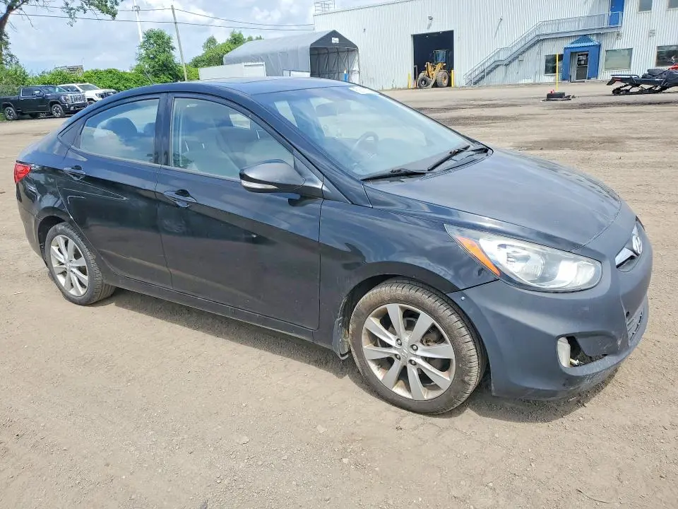 2012 HYUNDAI ACCENT GLS  