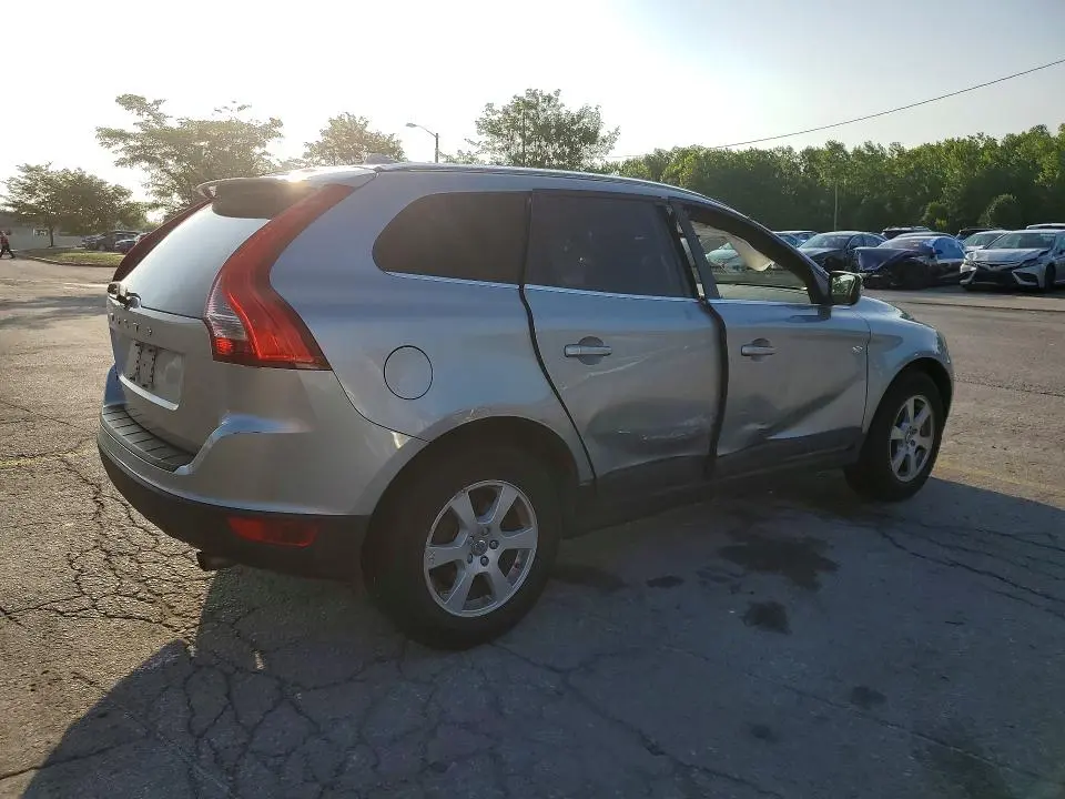 2012 VOLVO XC60 3.2  