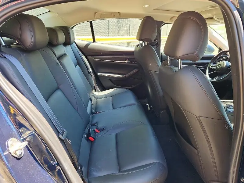 2021 MAZDA 3 PREFERRED  