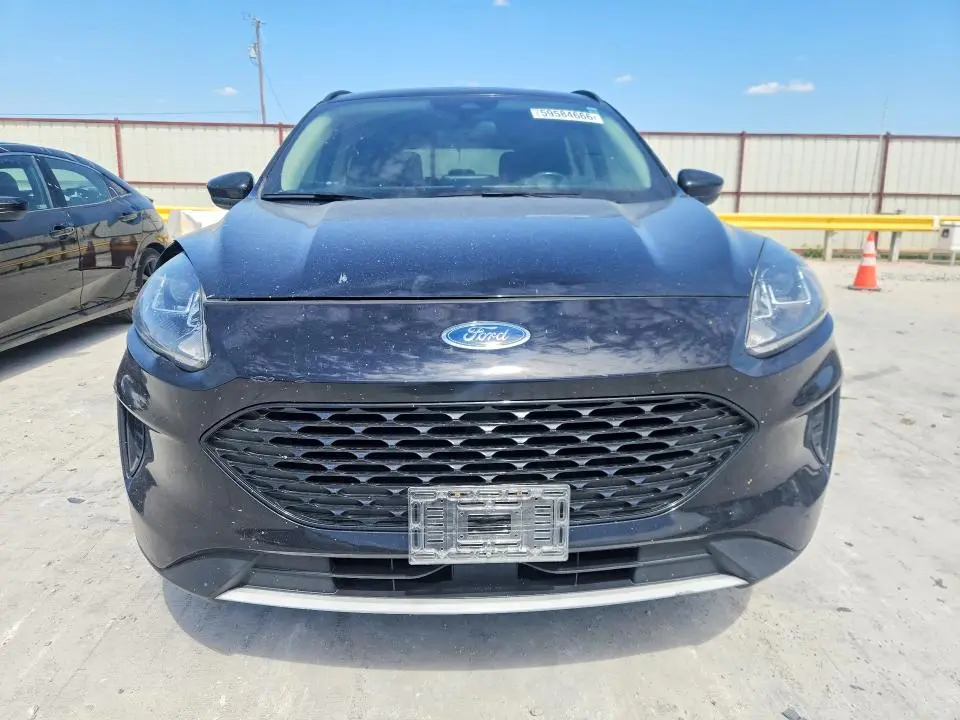 2020 FORD ESCAPE SE SPORT  