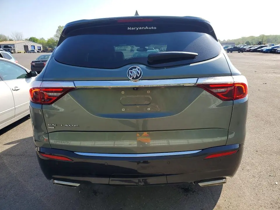 2022 BUICK ENCLAVE ESSENCE  