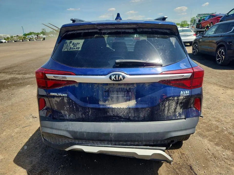 2021 KIA SELTOS LX  