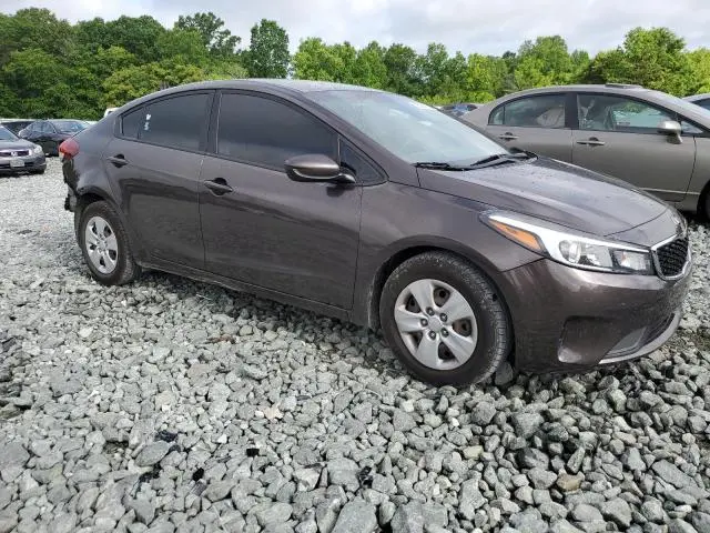 2017 KIA FORTE LX  
